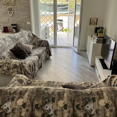 Apartament Aria Di Mare Lido di Ostia Zewnętrze zdjęcie